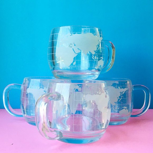 SOLD Glass Nestle Coffee Collector Glass Mugs Set of 4 - Picture 2 of 7